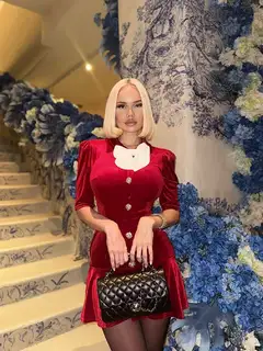 Eleanor escort in London